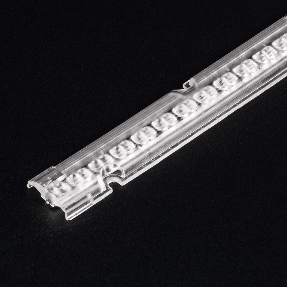 Development stage 3 of the Batwing lens – precise light control for homogeneous indirect lighting in rooms with low ceilings. (Photo of lens)